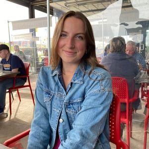 Meet your Posher, Marissa